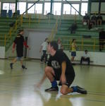W on his knees